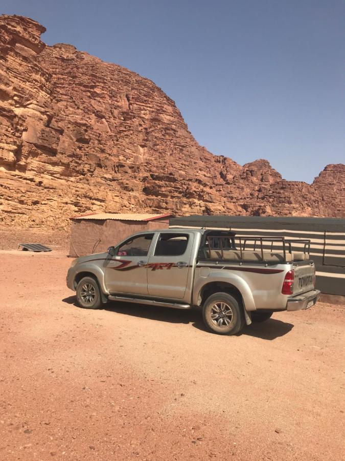 Hotel Bedouin House Camp Wadi Rum Esterno foto