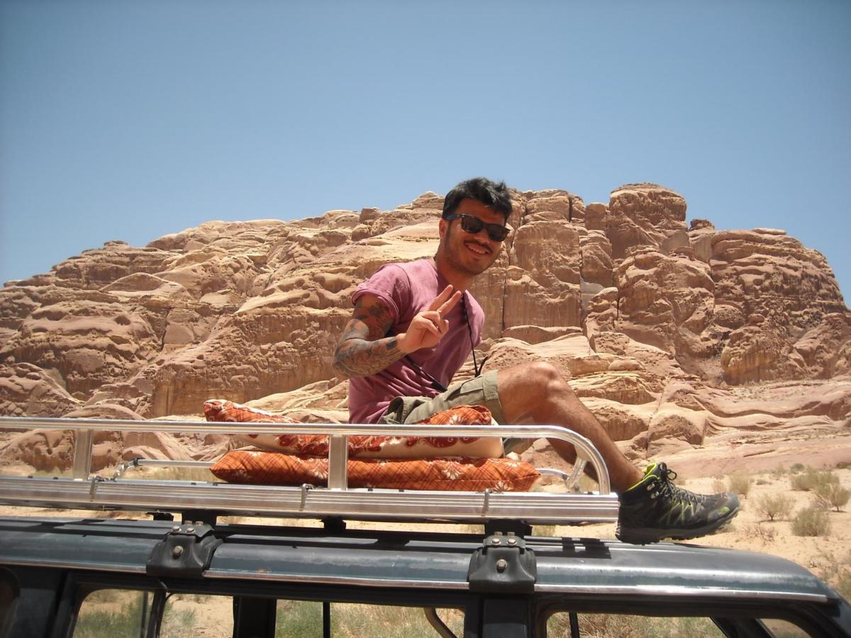 Hotel Bedouin House Camp Wadi Rum Esterno foto