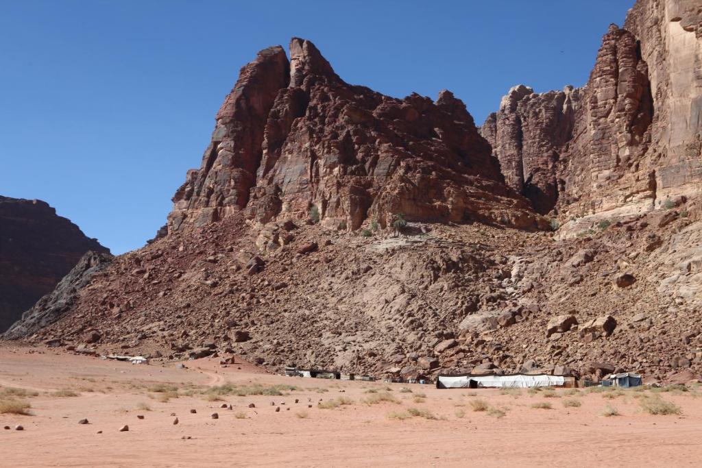 Hotel Bedouin House Camp Wadi Rum Esterno foto