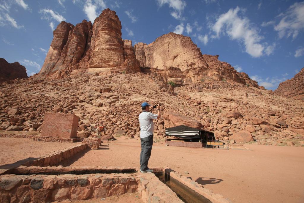 Hotel Bedouin House Camp Wadi Rum Esterno foto
